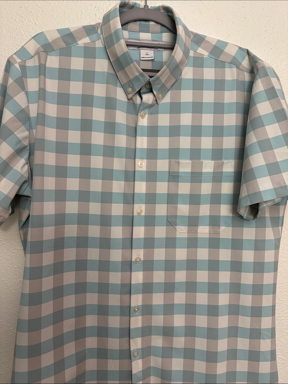 Mizzen + Main Short Sleeve Button Down Shirt - Picture 2 of 7
